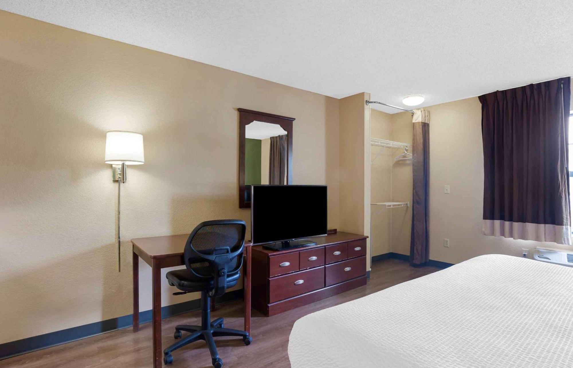 Extended Stay America Suites - Houston - The Woodlands Exterior photo